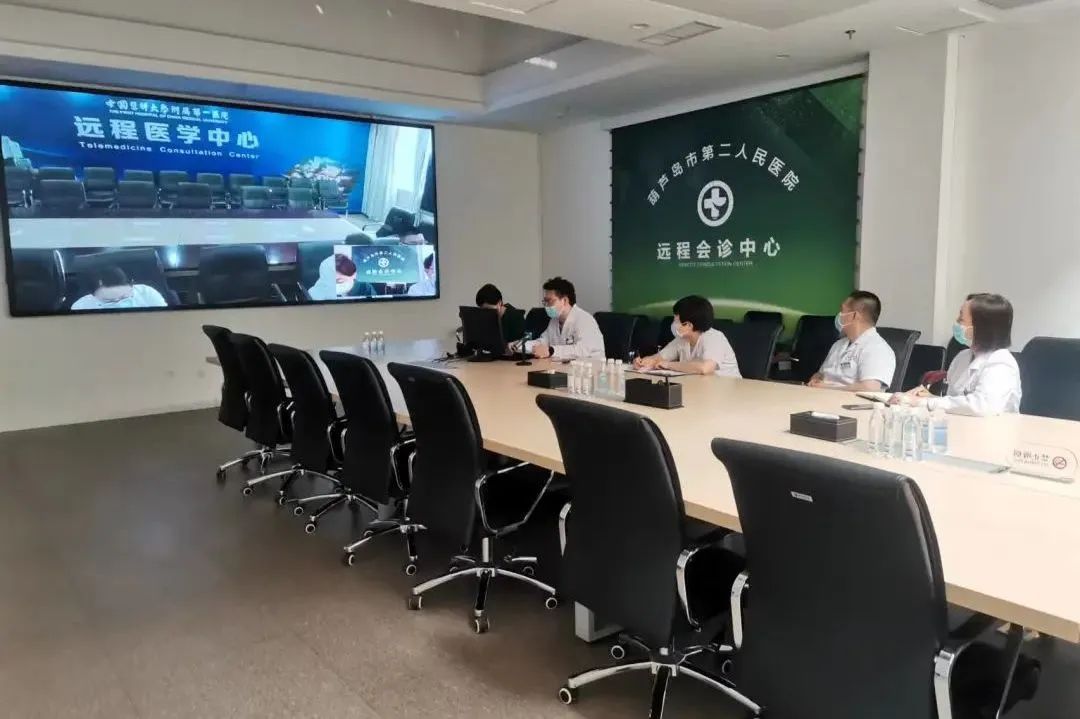全省首家！中國醫(yī)科大學(xué)附屬第一醫(yī)院專家來“查房”，家門口享國內(nèi)優(yōu)質(zhì)醫(yī)療資源！(圖6)