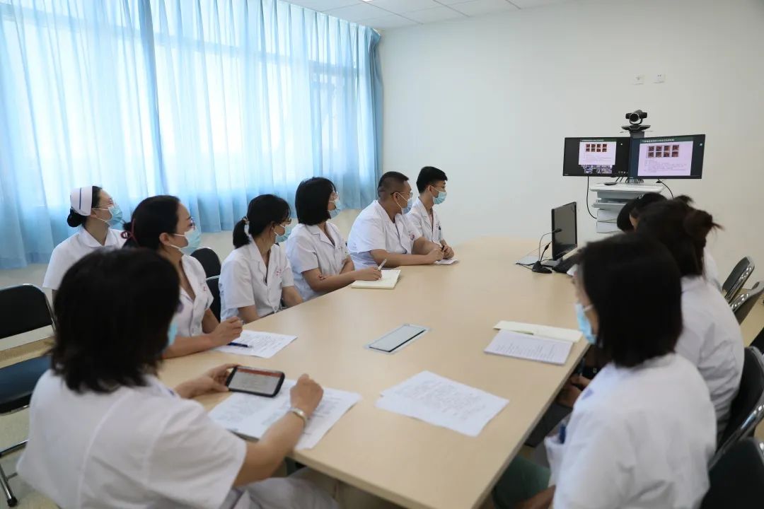 全省首家！中國醫(yī)科大學(xué)附屬第一醫(yī)院專家來“查房”，家門口享國內(nèi)優(yōu)質(zhì)醫(yī)療資源！(圖7)